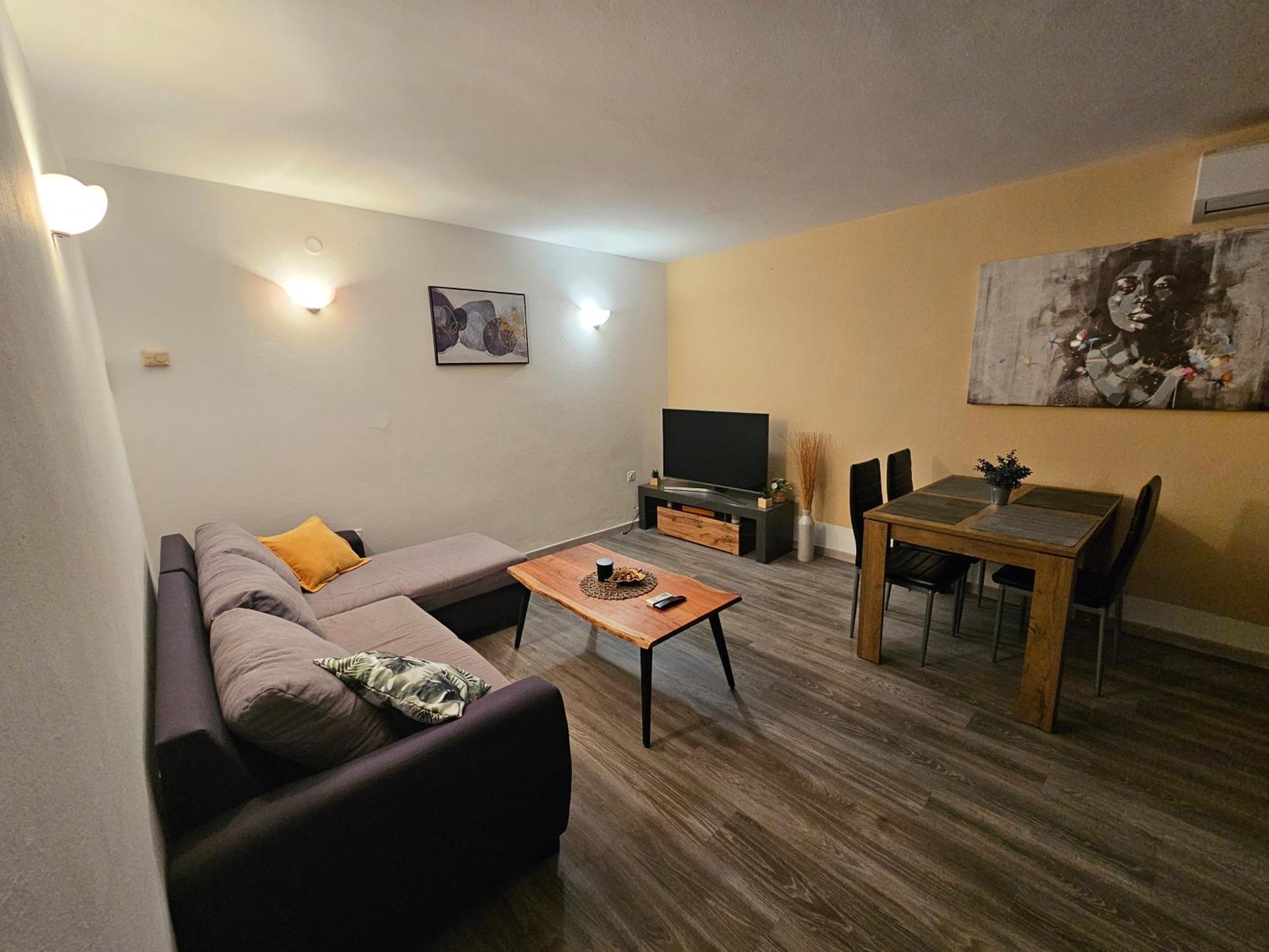 Dea Apartment Brsec